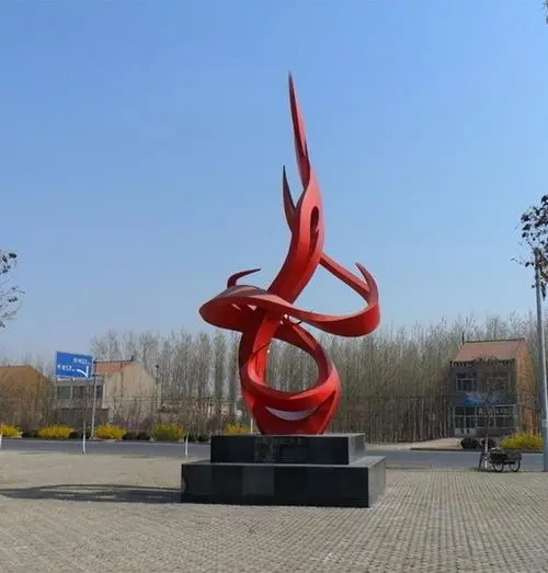 不锈钢雕塑在制作过程中会运用到哪些技巧?